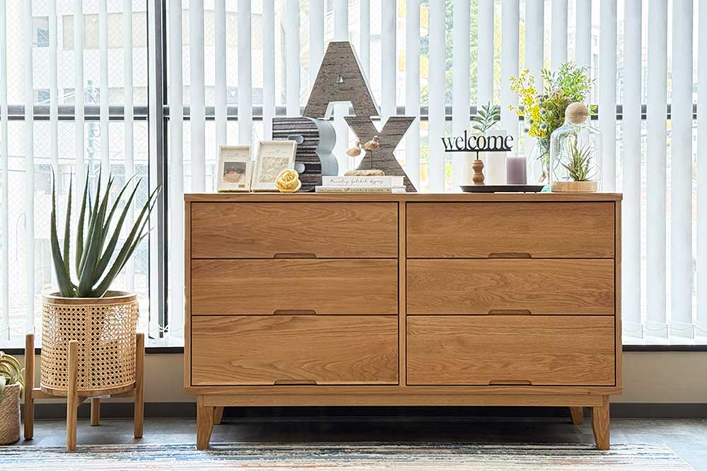 Dresser (New)