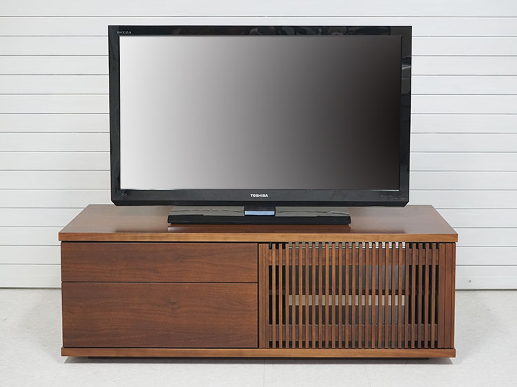 TV Board (Used)